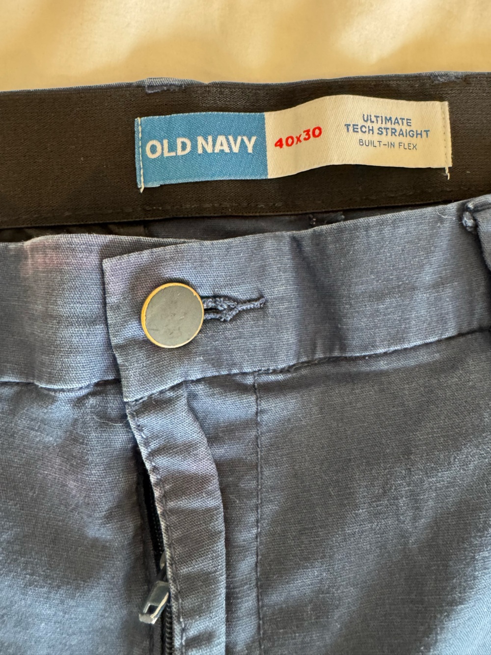 Old Navy Men’s Chinos in Navy Blue